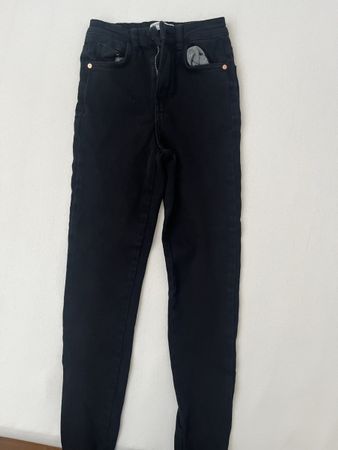 Zwei Paar Skinny Jeans