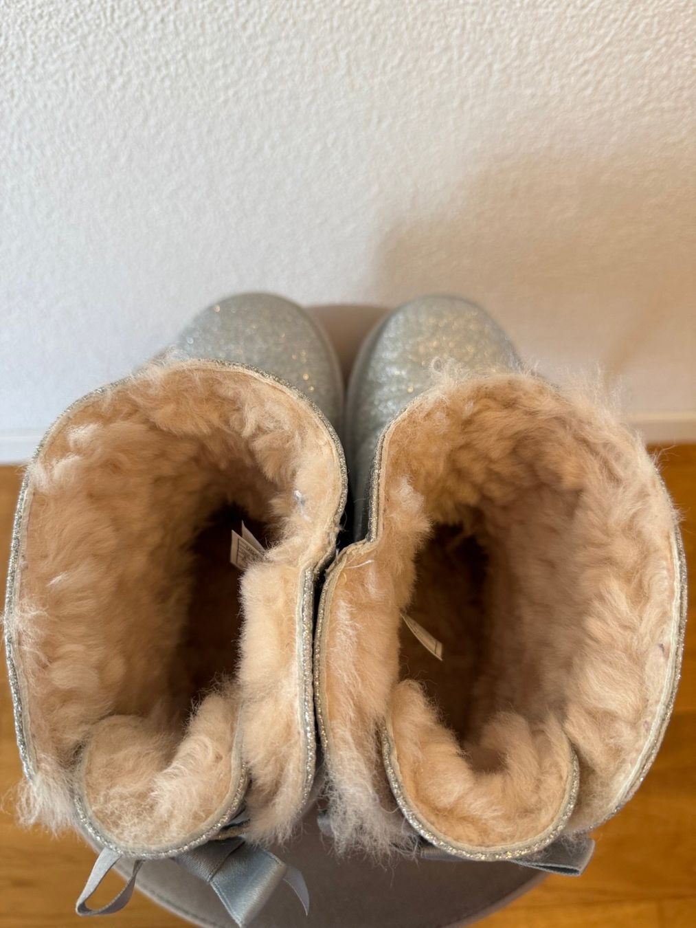 Ugg Damenschuhe: Silber UGG Boots Gr.39 – Gebraucht aus Burgdorf von Nema06 5