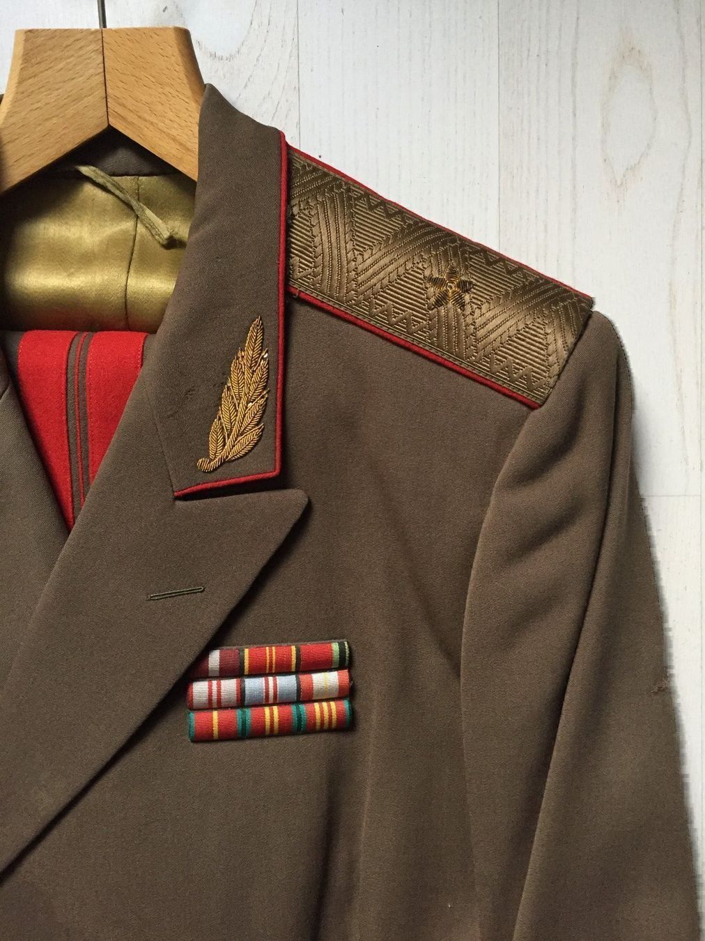 Uniformen: Generalsuniform Rote Armee UdSSR – Gebraucht aus Volketswil von zwitsch33 1