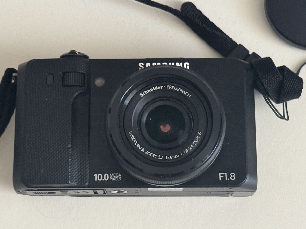 Samsung Fotocamera: Samsung Ex1 Kompaktkamera F1.8 – Usato da Brugg AG venduto da 50sven 1