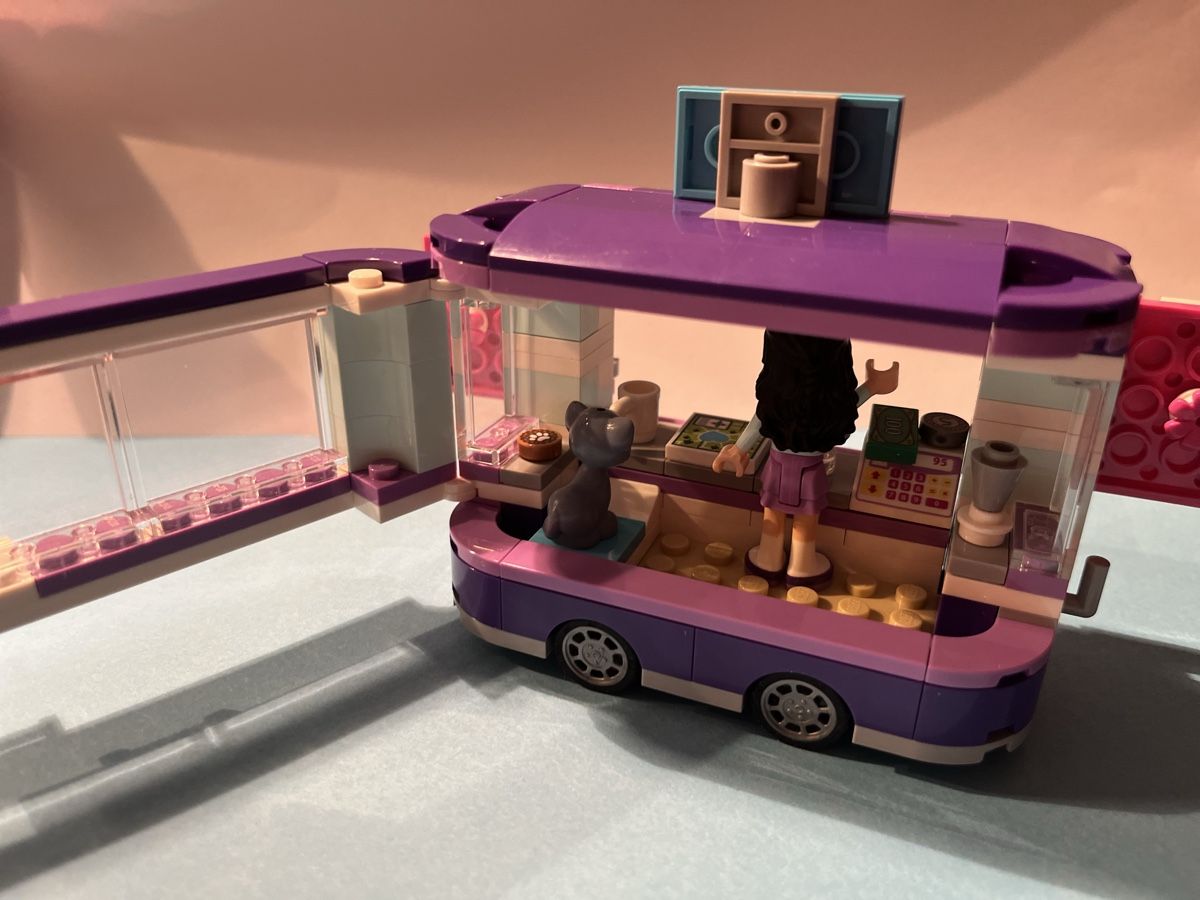 Lego Spielzeuge: Kunst-Mal-Camper Emma LEGOFriends – Neu (gemäss Beschreibung) aus Brittnau von Butterfly1515 7