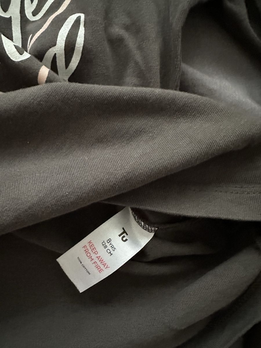 Camicette, T-shirt & Top: TU T-Shirt – Usato da Dürrenroth venduto da tvy_bh56 2