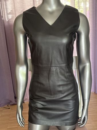 Kurzes Leder Kleid, schwarz 