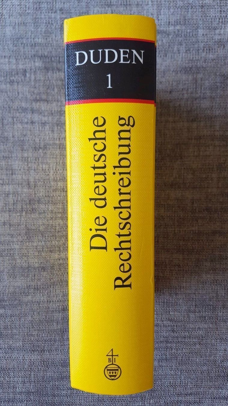 Bücher: DUDEN deutsche Rechtschreibung  - 20. Auflage – Gebraucht aus Luzern von ANG3 2