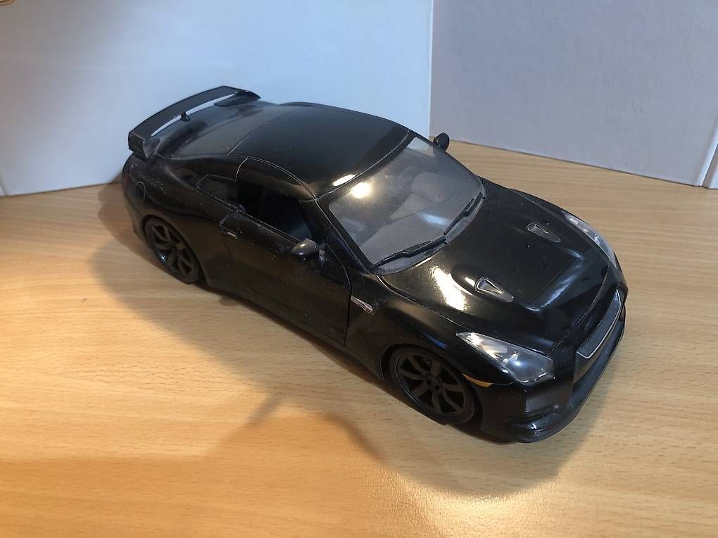 Modellini d'auto: Nissan GTR Modellauto 1:18 – Usato da Emmenbrücke venduto da ram_66mb 4