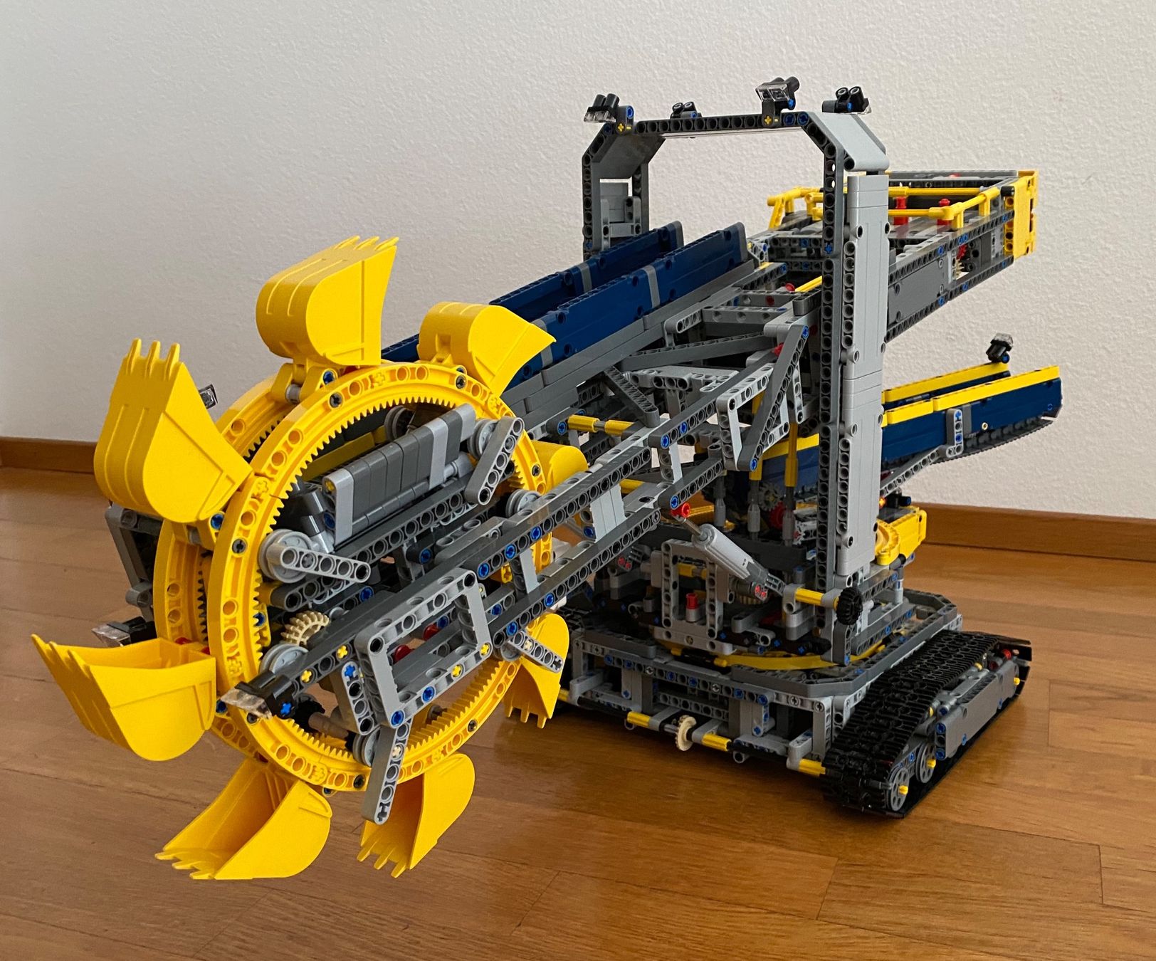 Lego Jouets: LEGO Technic 42055 Schaufelradbagger Excavator kpl. – D'occasion à Arlesheim par srulee 4
