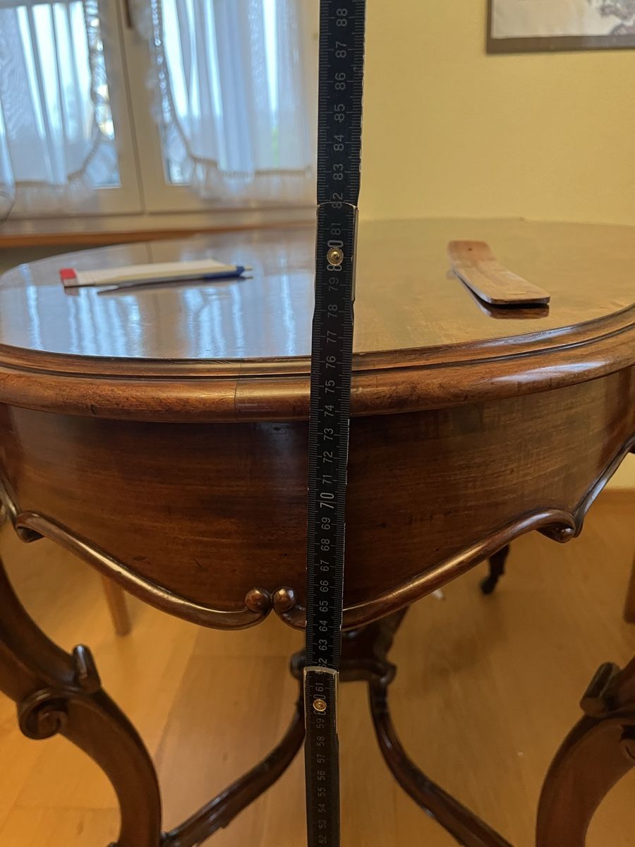 Tavoli: Antiker ovaler Salontisch, ca. 120 x 76cm – Usato da Unterengstringen venduto da Ingo9000 5