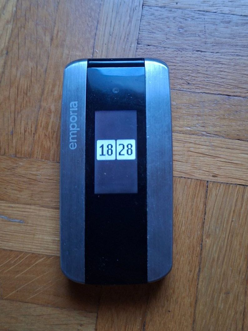 Emporia Handys / Smartphones: Emporia V87 – Gebraucht aus Vitznau von mgaraventa 1