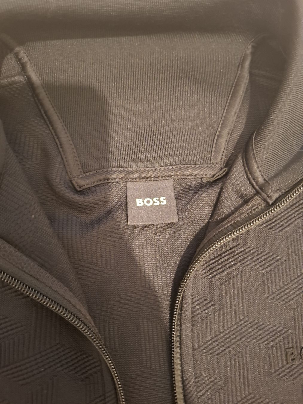 Hugo Boss Giacche: BOSS + KENZO - veste et pull Taille S – Nuovo (secondo la descrizione) da Le Locle venduto da QualiteExpress 4