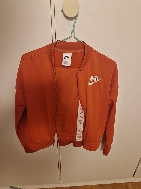 Pantaloni: Jogging Anzug von Nike gr. 137/146 – Usato da Bützberg venduto da polensky81 3