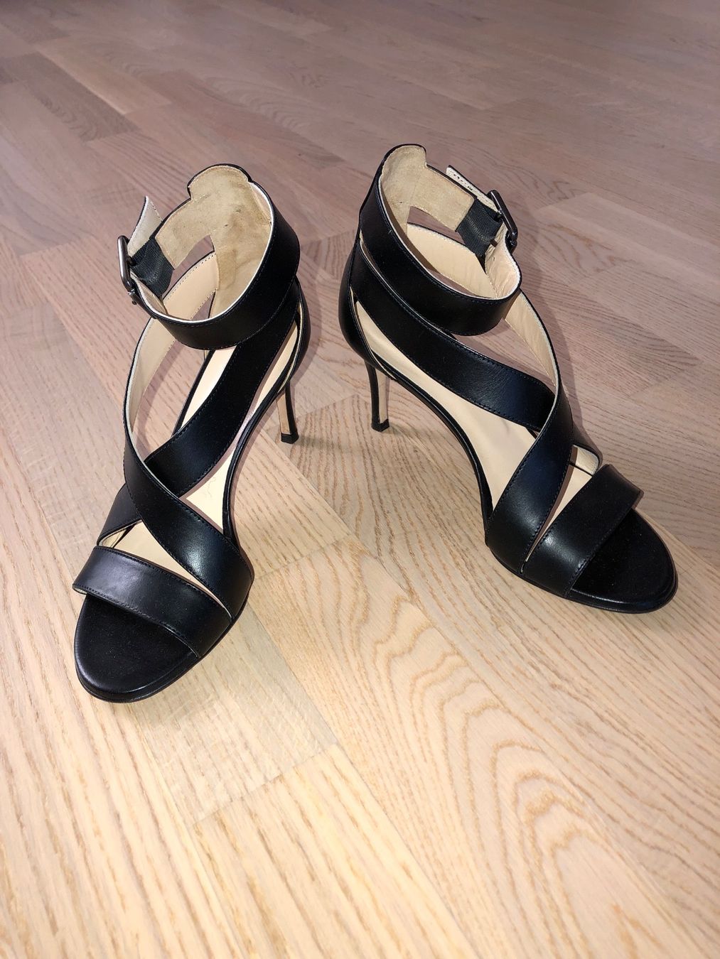 Navyboot Damenschuhe: NAVYBOOT Sandalen schwarz Gr. 37 – Gebraucht aus Zürich von sel_w5sd 1