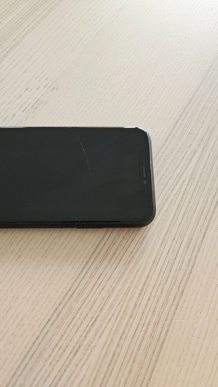 Apple Telefoni cellulari / Smartphones: iPhone XR 64 GB Batterie 82% – Usato da Cormondrèche venduto da ohawa 2