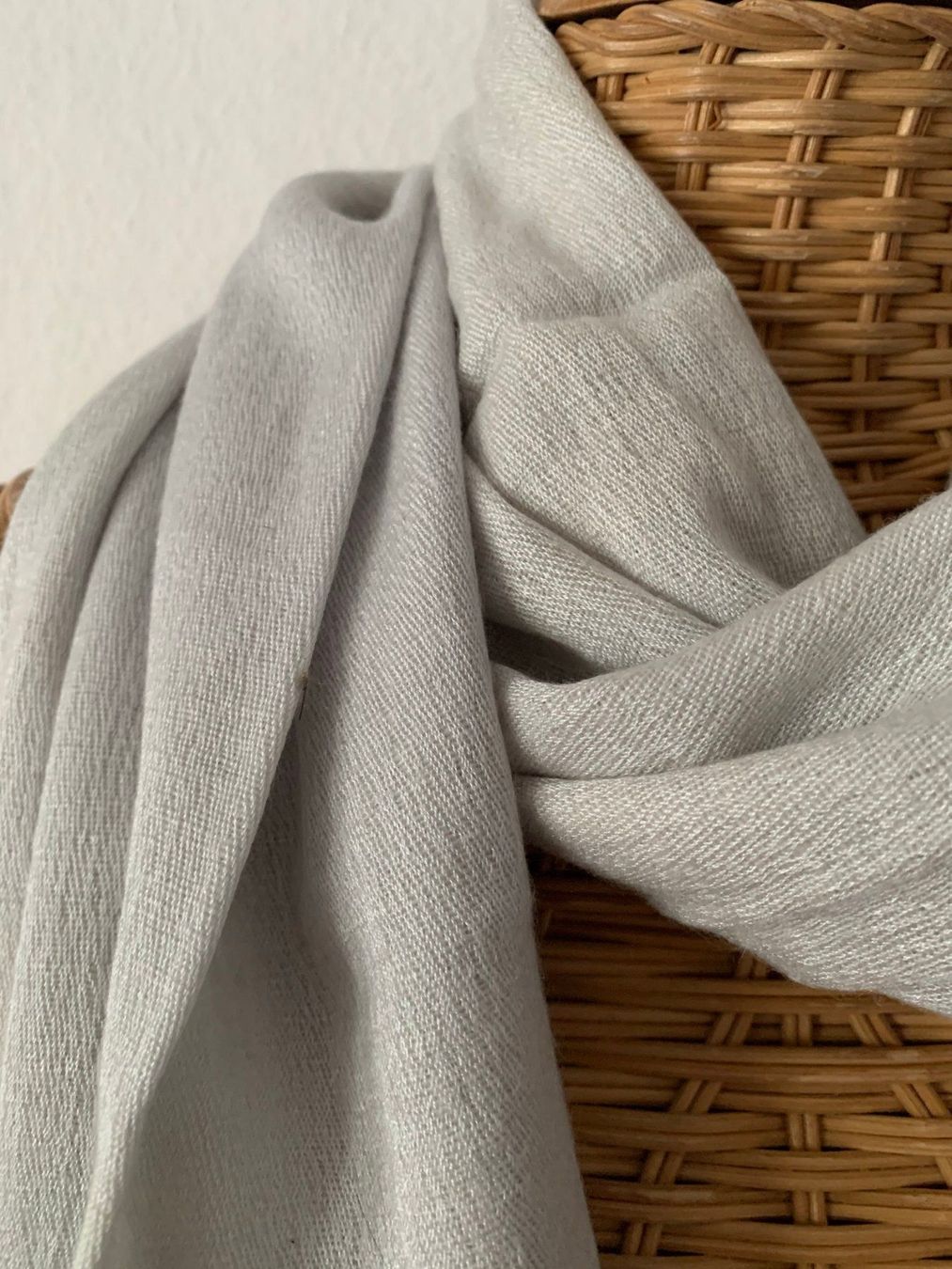 Foulards, Tücher & Schals: Schal Foulard grau-hellblau – Gebraucht aus Zürich von Diazaio 2