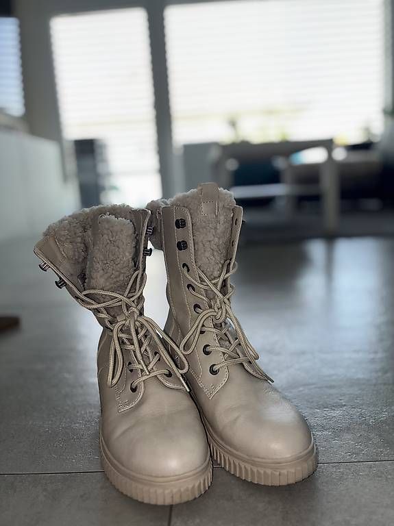 Graceland Chaussures femmes: BOTTINES FOURRÉES BEIGE Graceland – D'occasion à Constantine par san_nmr2 1