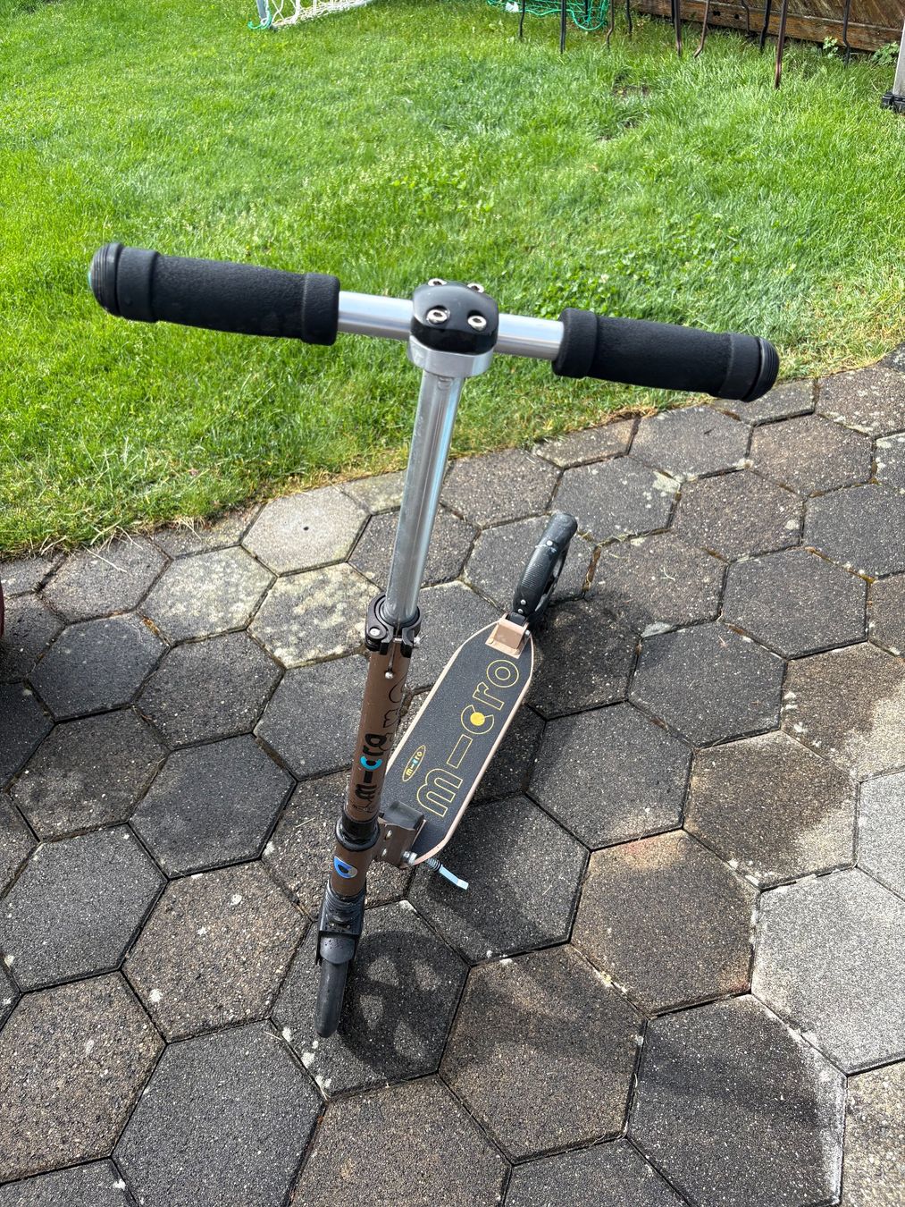 Micro Kickboard: Micro Scooter mit Vollfederung – Gebraucht aus Gunzgen von condor59