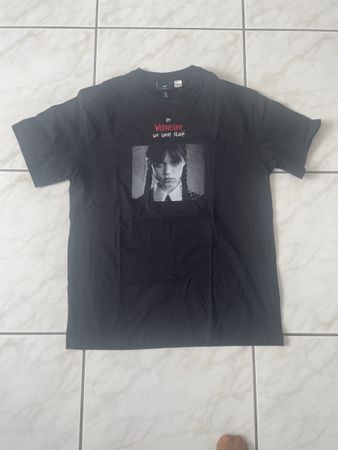 WEDNESDAY T-Shirt Gr. S