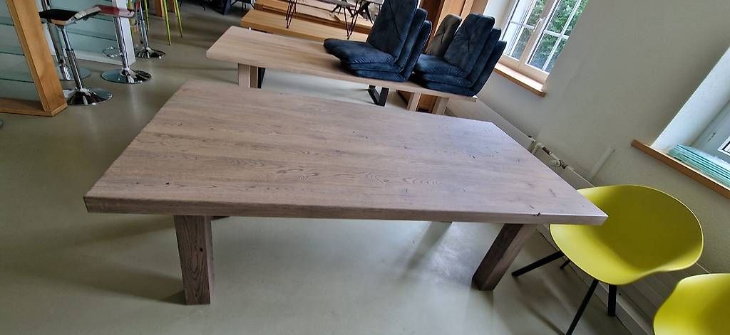 Tische: Tisch neu Eiche massivholz 200x100cm – Neu und originalverpackt aus Lützelflüh-Goldb von Rampenverkauf_72_ 3