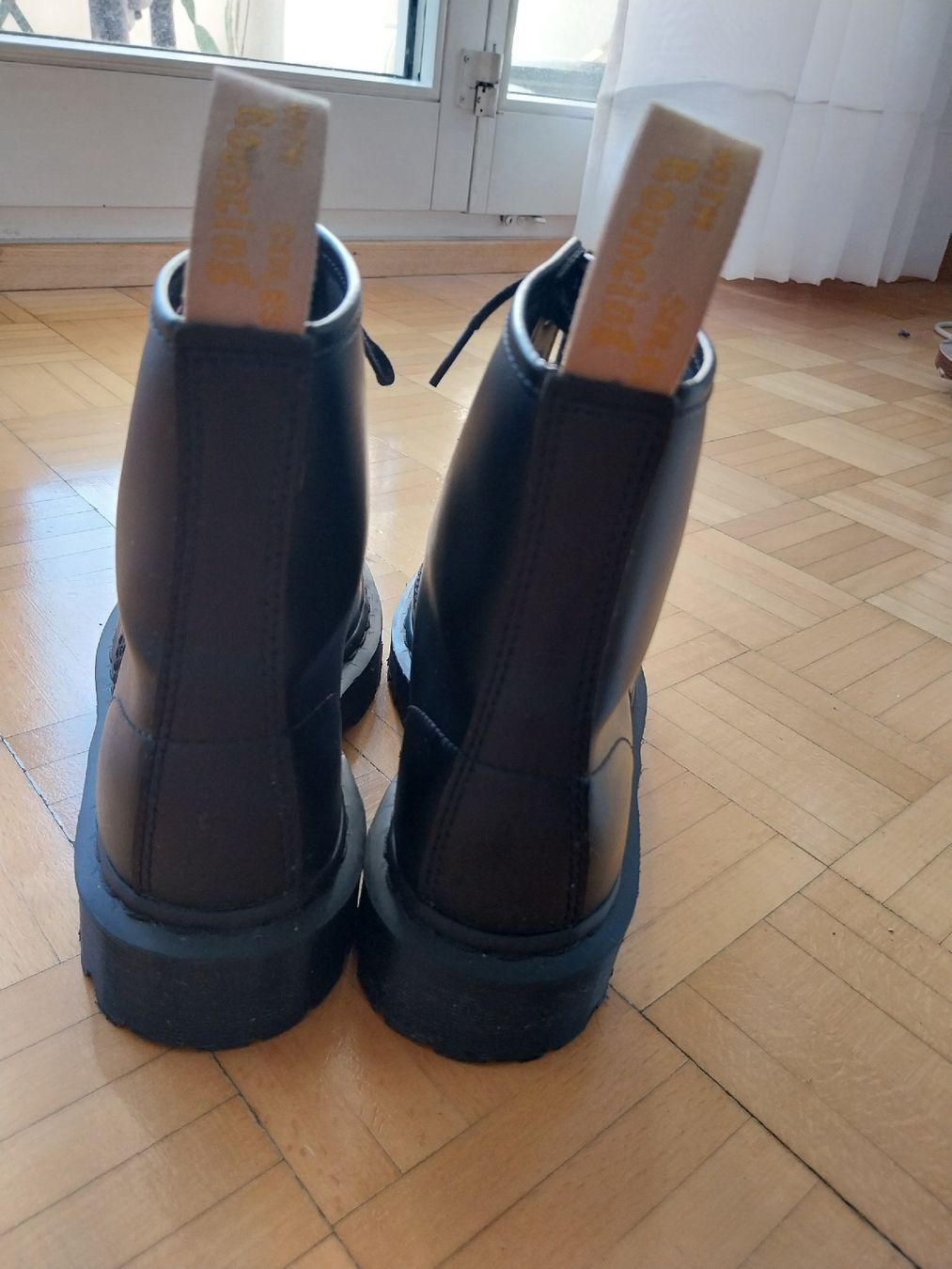 Dr. Martens Damenschuhe: Dr. Martens, Gr.39, Airwair – Gebraucht aus Luzern von bia_9xwy 2