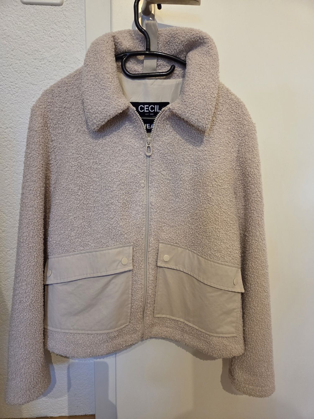 Giacche: Cecil Teddyjacke Gr S – Nuovo e nell'imballaggio originale da Siebnen venduto da Bdieti
