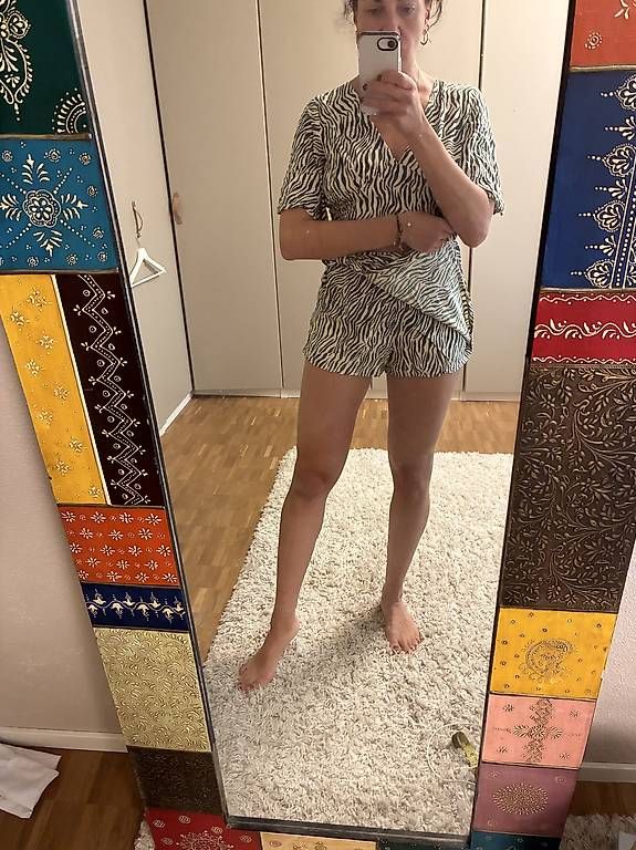 Lotti di vestiti: 2 Teiler shorts und shirt grösse M – Usato da Zürich venduto da Majatzki 1