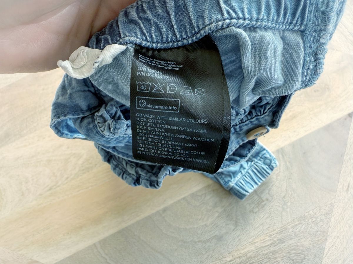 H&M Hosen: Baby Jeans Latzhose Gr. 62 – Gebraucht aus Eggenwil von Lissi82 5