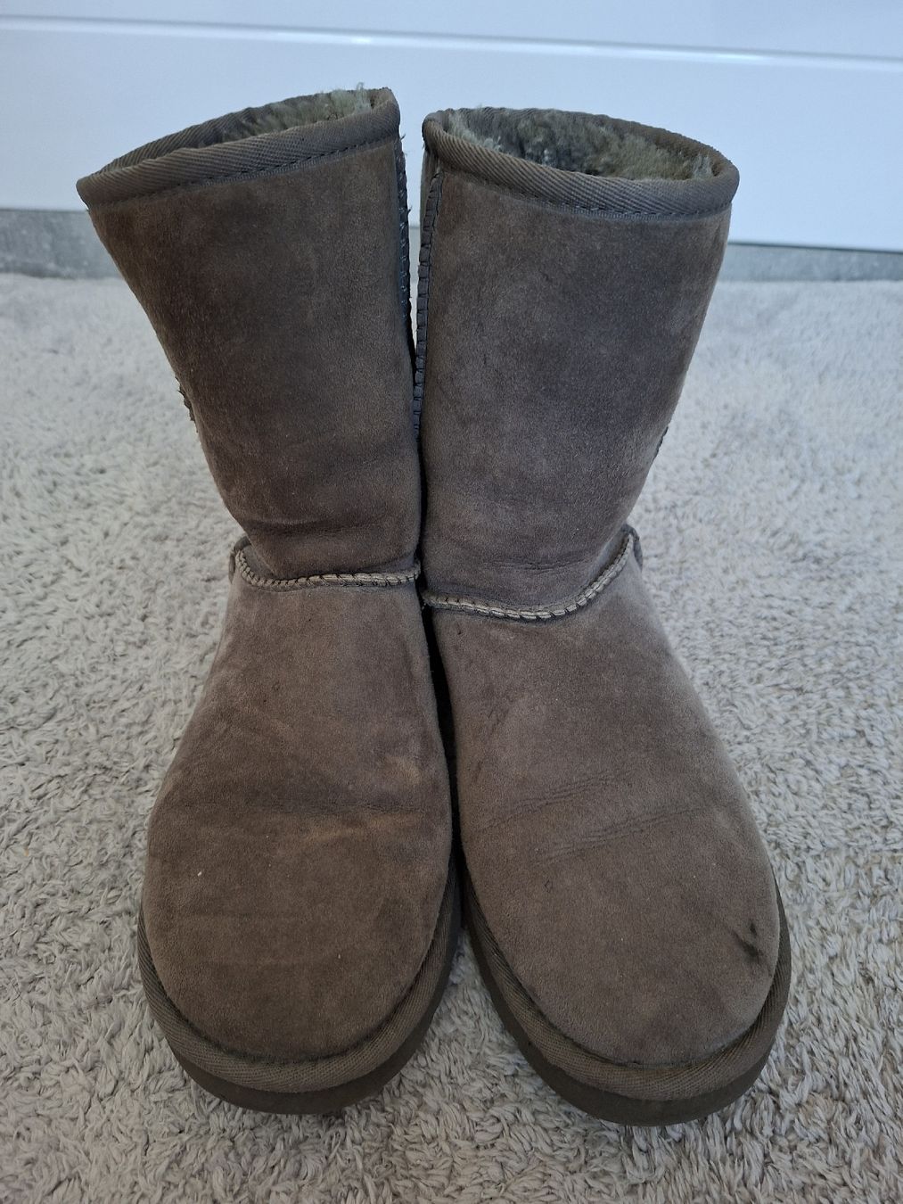 Ugg Scarpe da donna: Bottes UGG Australie marron taille 39  – Usato da Renens VD venduto da ser_j2fn 2