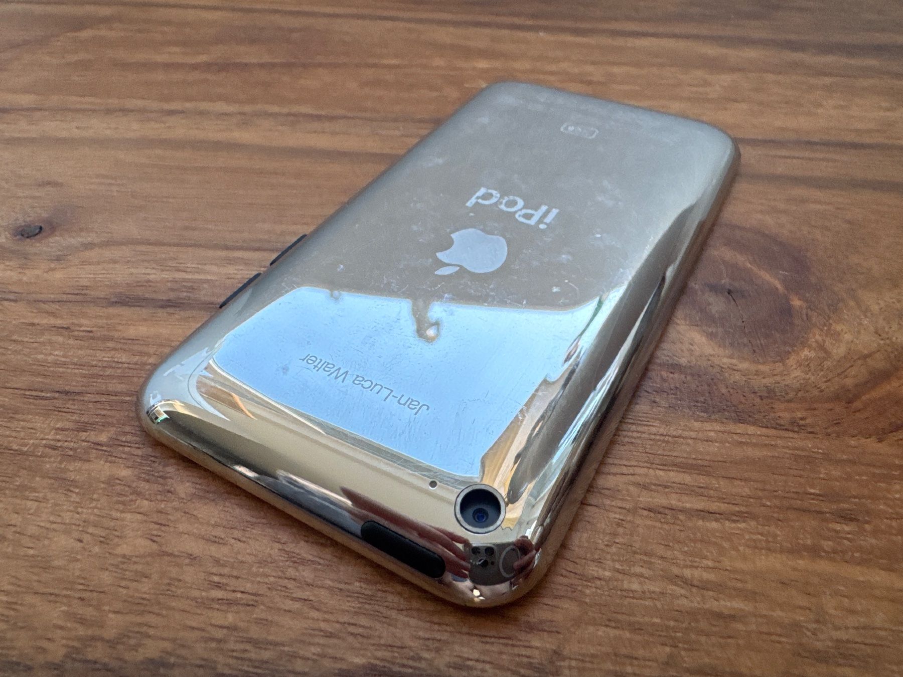 Apple Lettore multimediale portatile: iPod touch 4G 32GB – Usato da St. Gallen venduto da hae_6rmh 7