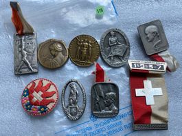 8 Bundesfeier Abzeichen 1925 bis 1937 gebraucht