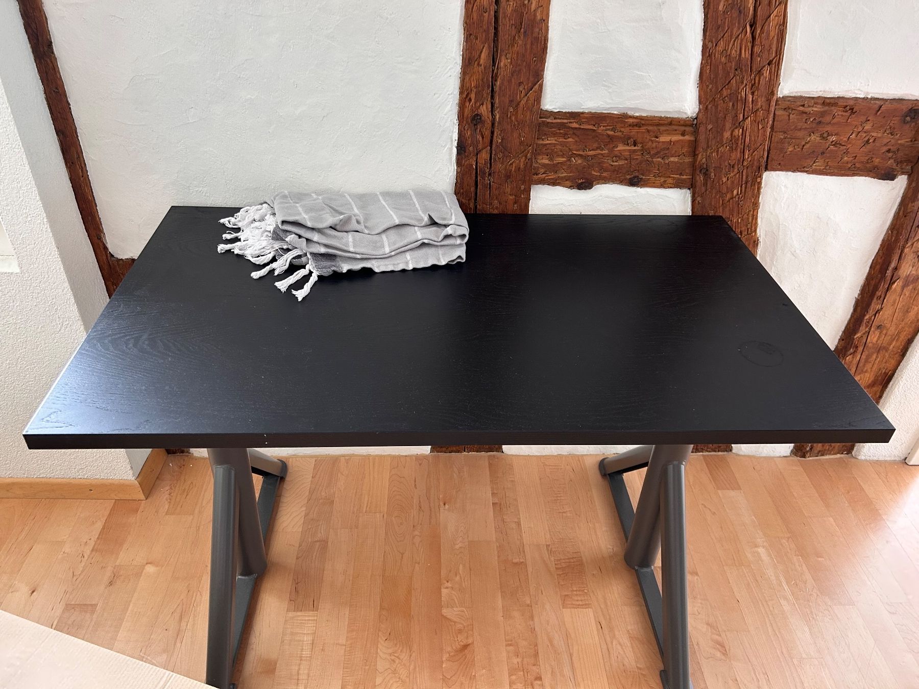 Ikea Bureaux: IKEA Idasen Standing Desk – D'occasion à Thalwil par sco_qfr7