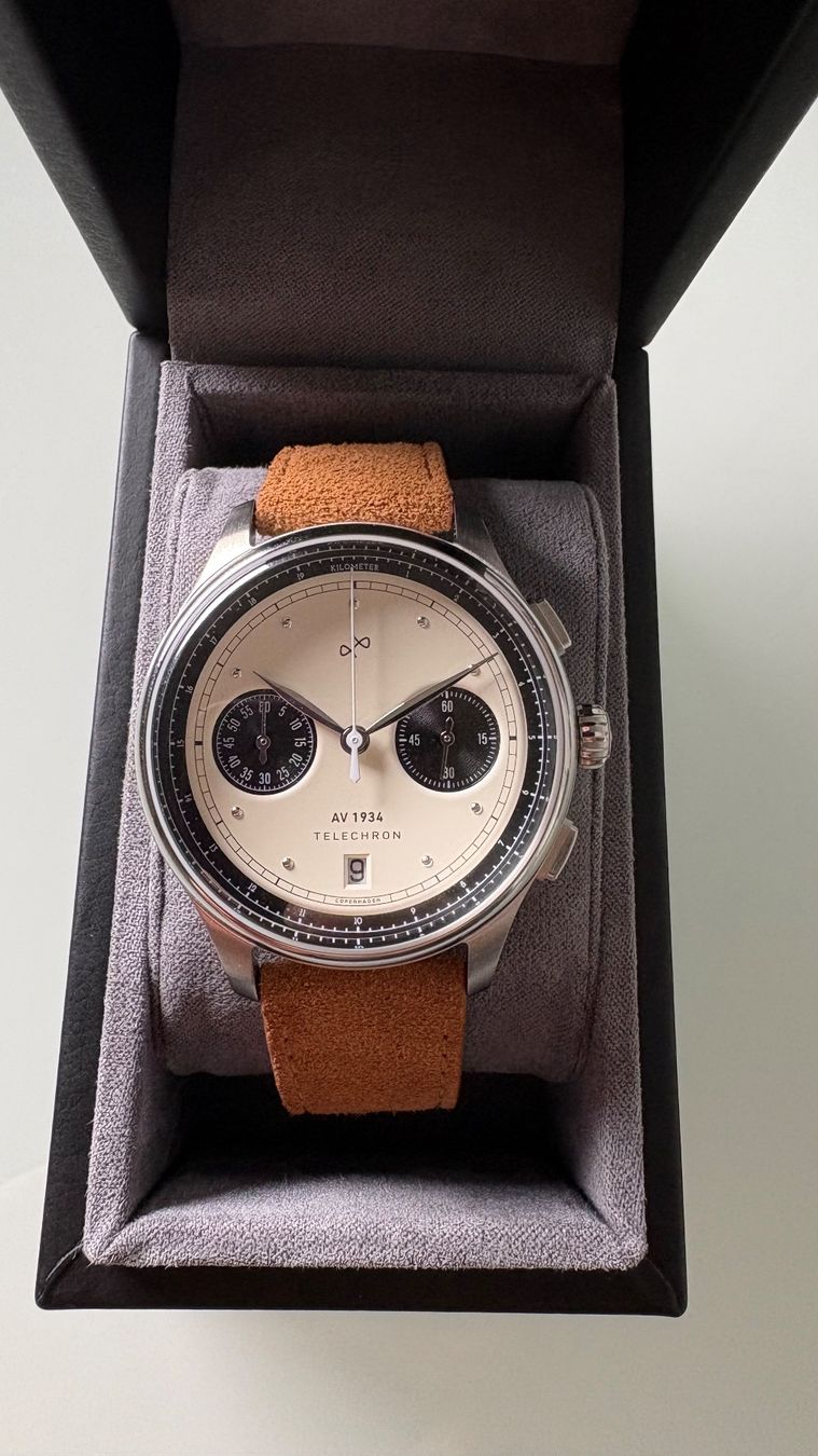 Orologi: AV 1934 Telechron Quartz Uhr – Nuovo e nell'imballaggio originale da Uster venduto da runnerbaby