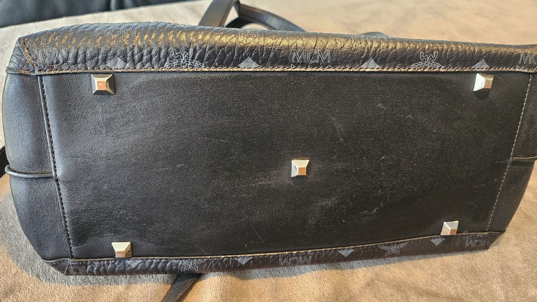 Mcm Borse da donna: MCM Handtasche- schwarz, Klassiker – Usato da Lupfig venduto da Stahl55 2