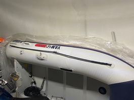 bateau type zodiac Yamaha