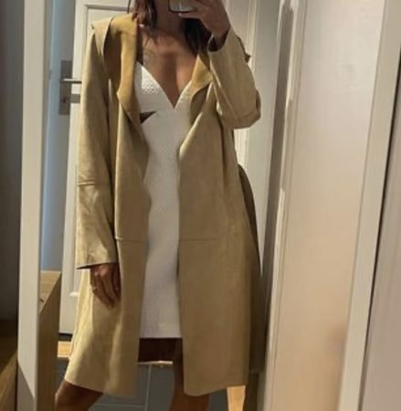 Zara mantel