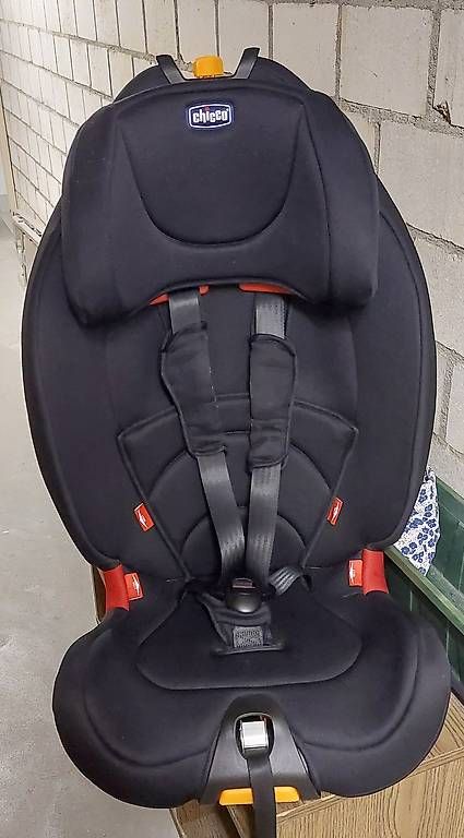 Seggiolini per auto: Kinderautositz – Usato da Ebikon venduto da sdibbie 1