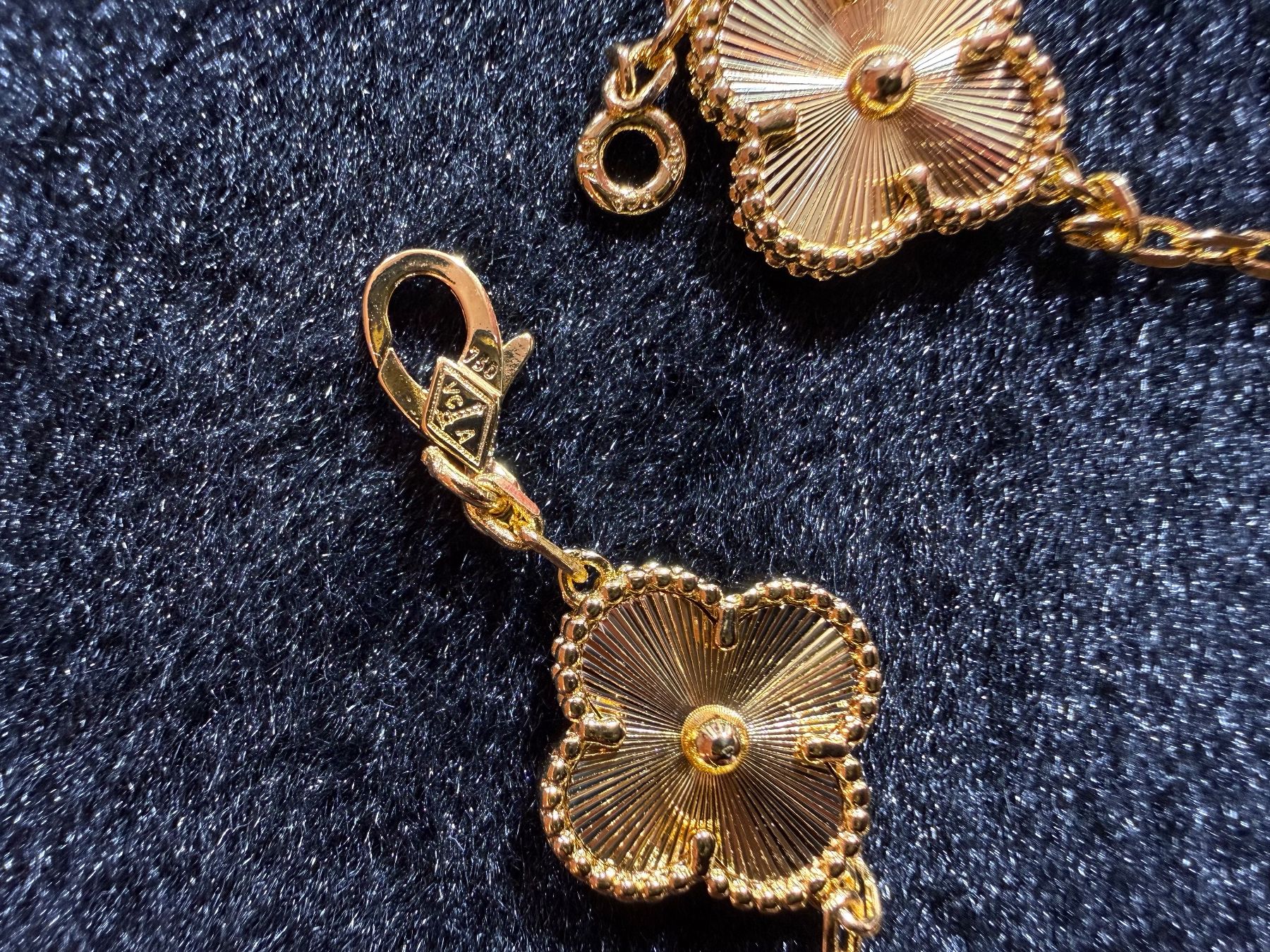 Armbänder & -reifen: Bracelet Trèfle Doré – Neu und originalverpackt aus St-Maurice von Sandrinette123 3