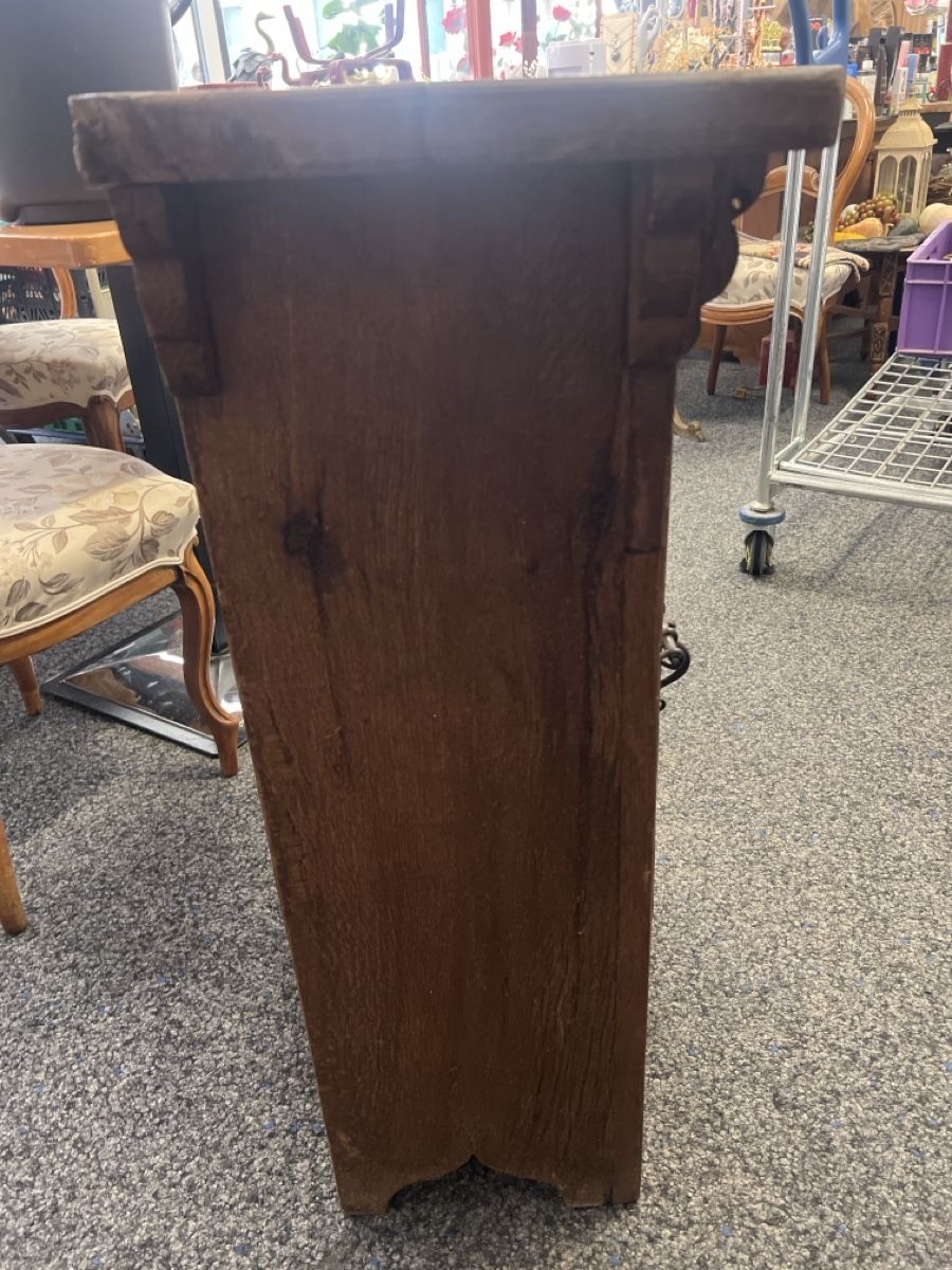 Cassettiere: Antike Truhe, Holz, geschnitzt, rustikal, – Usato da Rorschach venduto da TrendyDeals 4