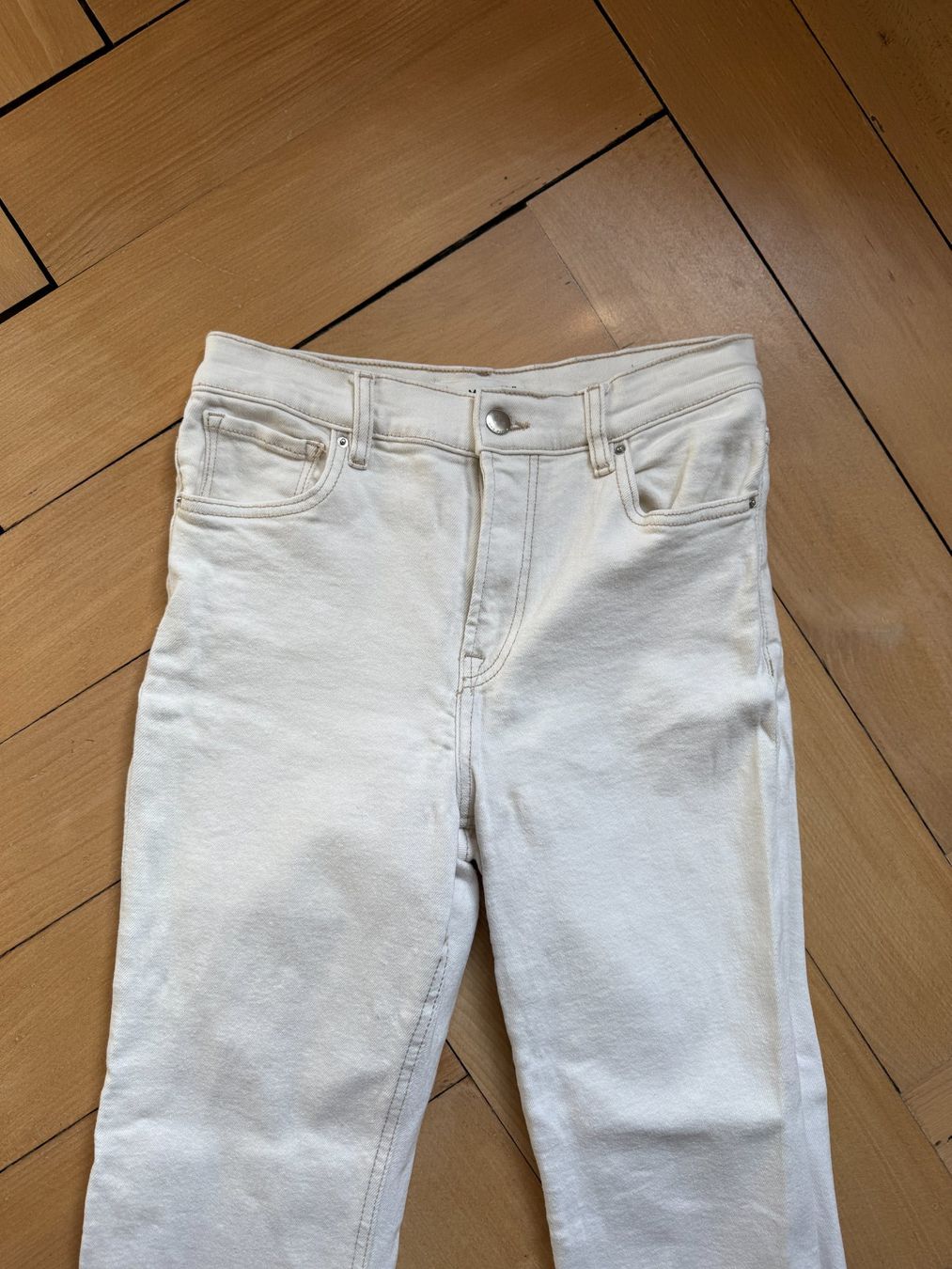 Mango Jeans: MANGO Sienna Jeans offweiss 38 – Usato da Zürich venduto da Diazaio 1