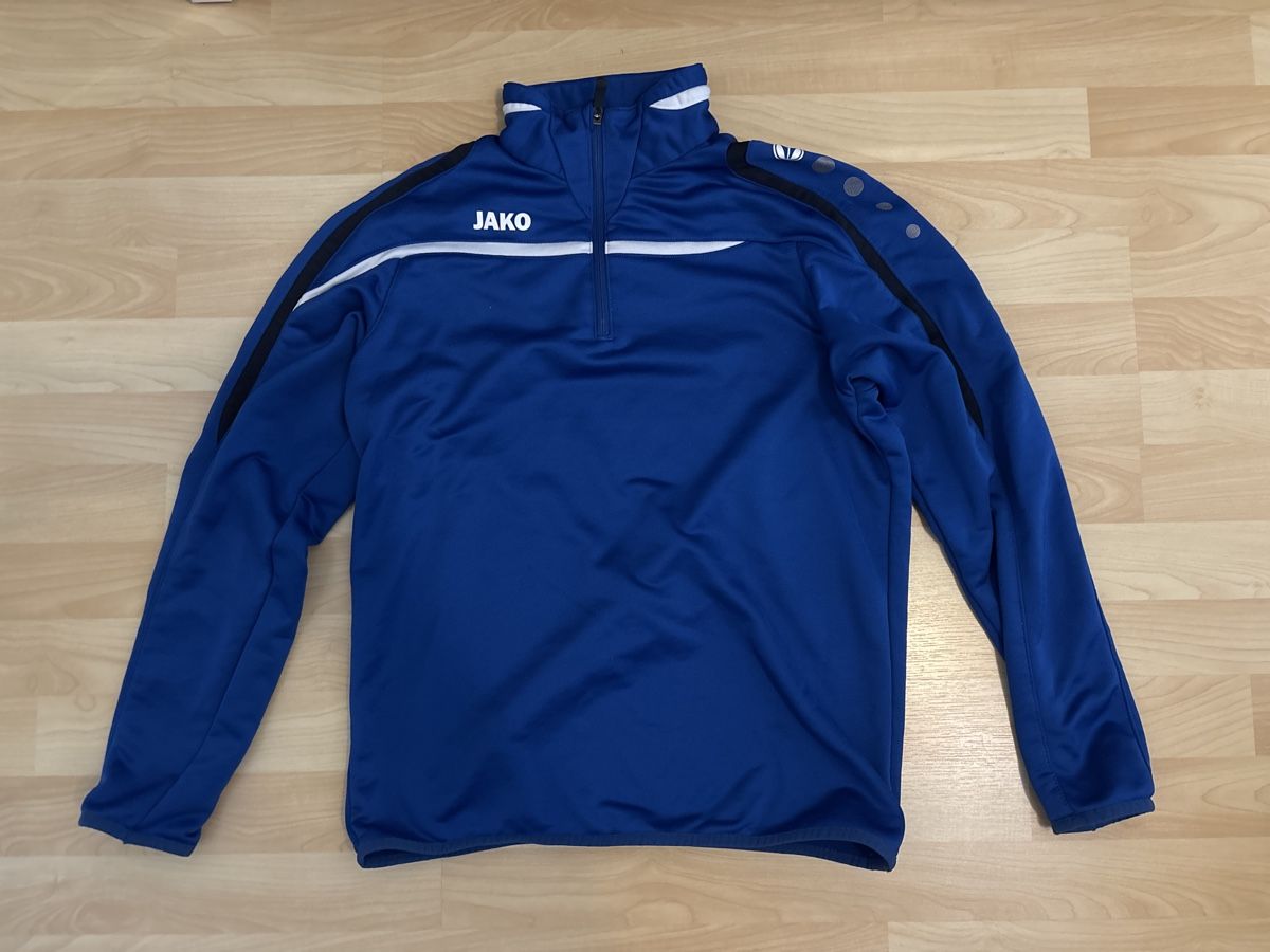 Jako Pulls & Sweat-shirts: Jako Pullover – D'occasion à St. Gallen par sabrina_19