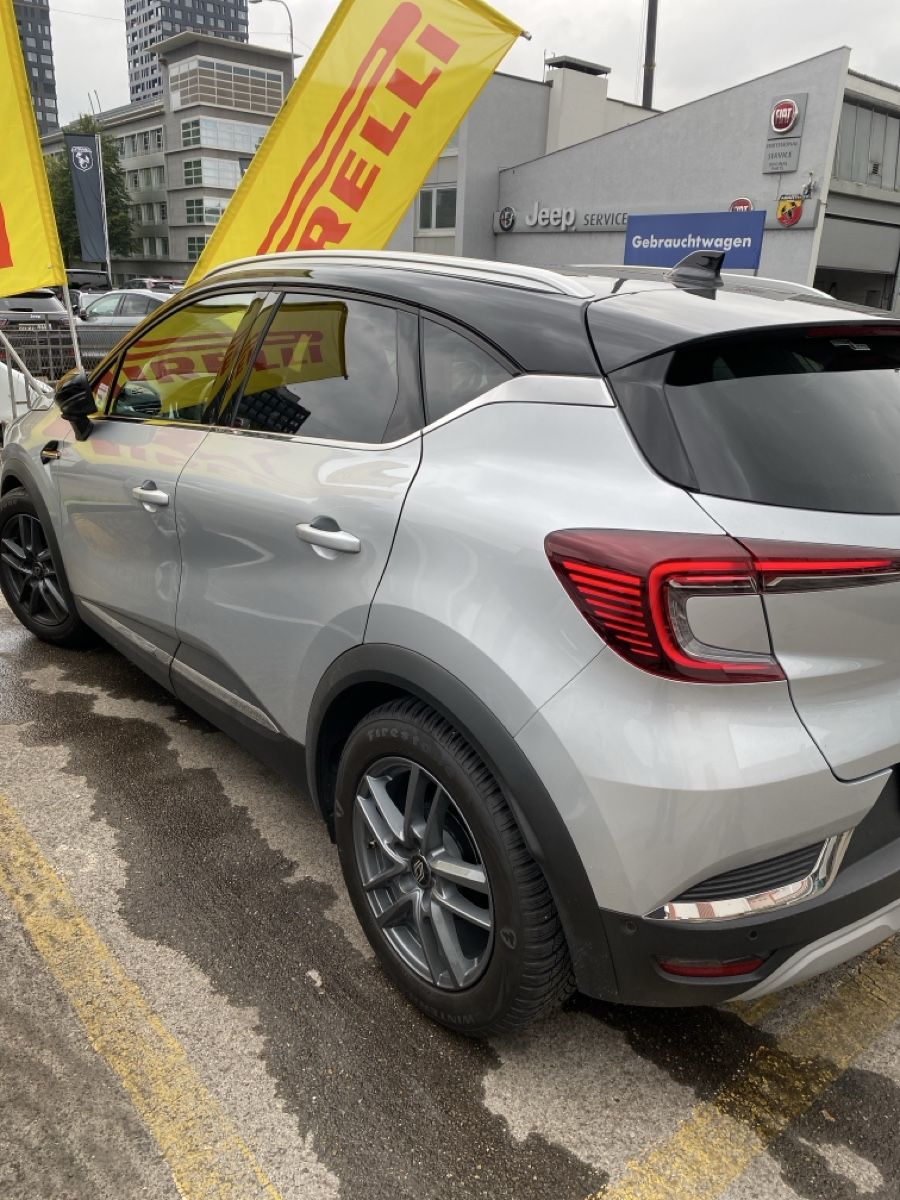 Renault Automobili: Renault Captur tce 140 – Usato da Zürich venduto da gennaro1