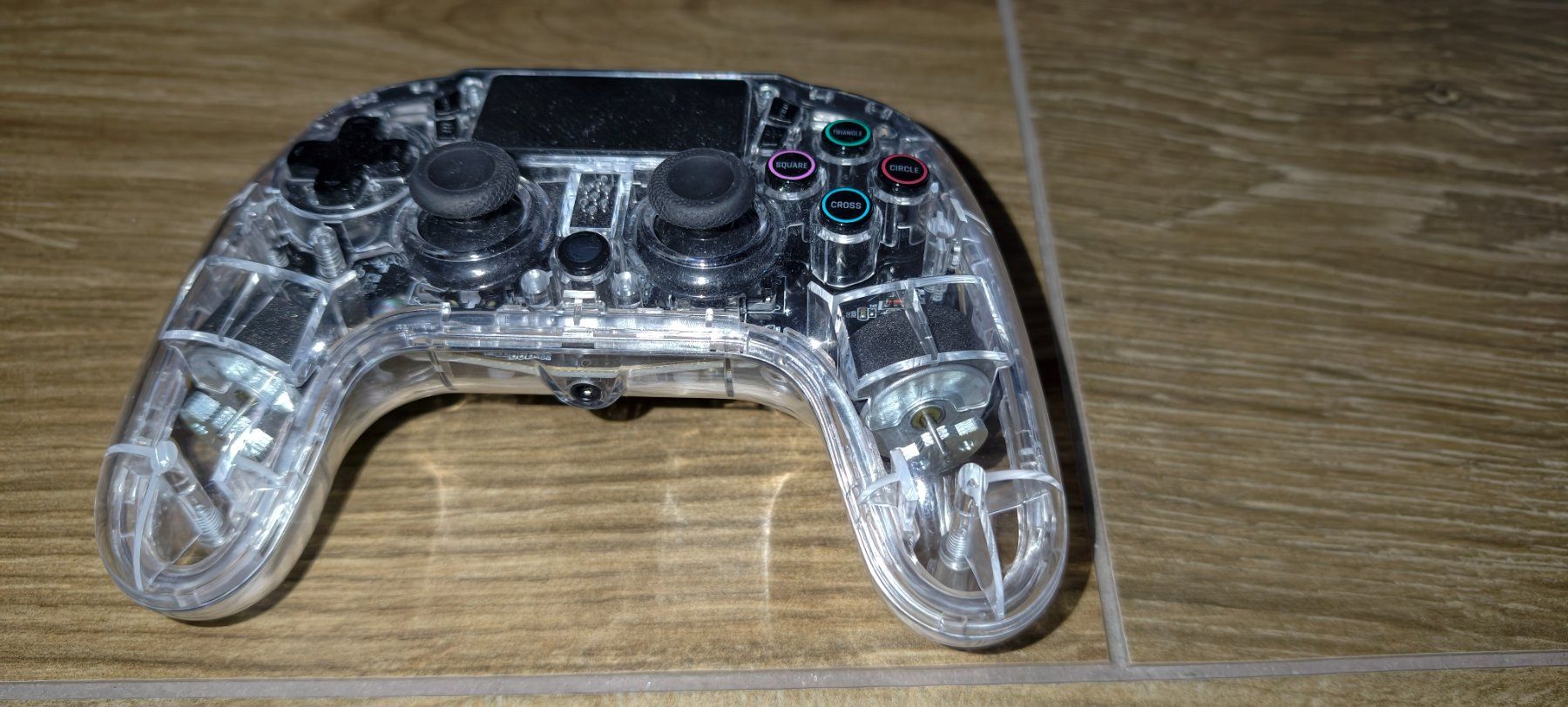 Controller: PS4 controller – Usato da Neunkirch venduto da faithnomore 3
