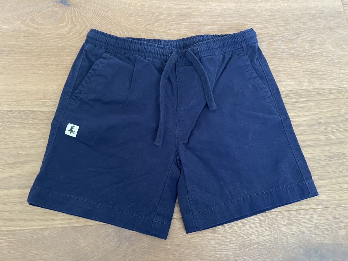 Manor Pantaloni: Shorts / Kurze Hosen – Nuovo (secondo la descrizione) da Aarwangen venduto da erd_ngx8