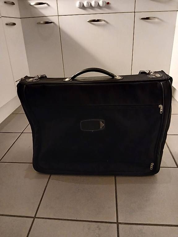 Valigie: Kleidersack – Usato da Triesen venduto da Chevalley 1