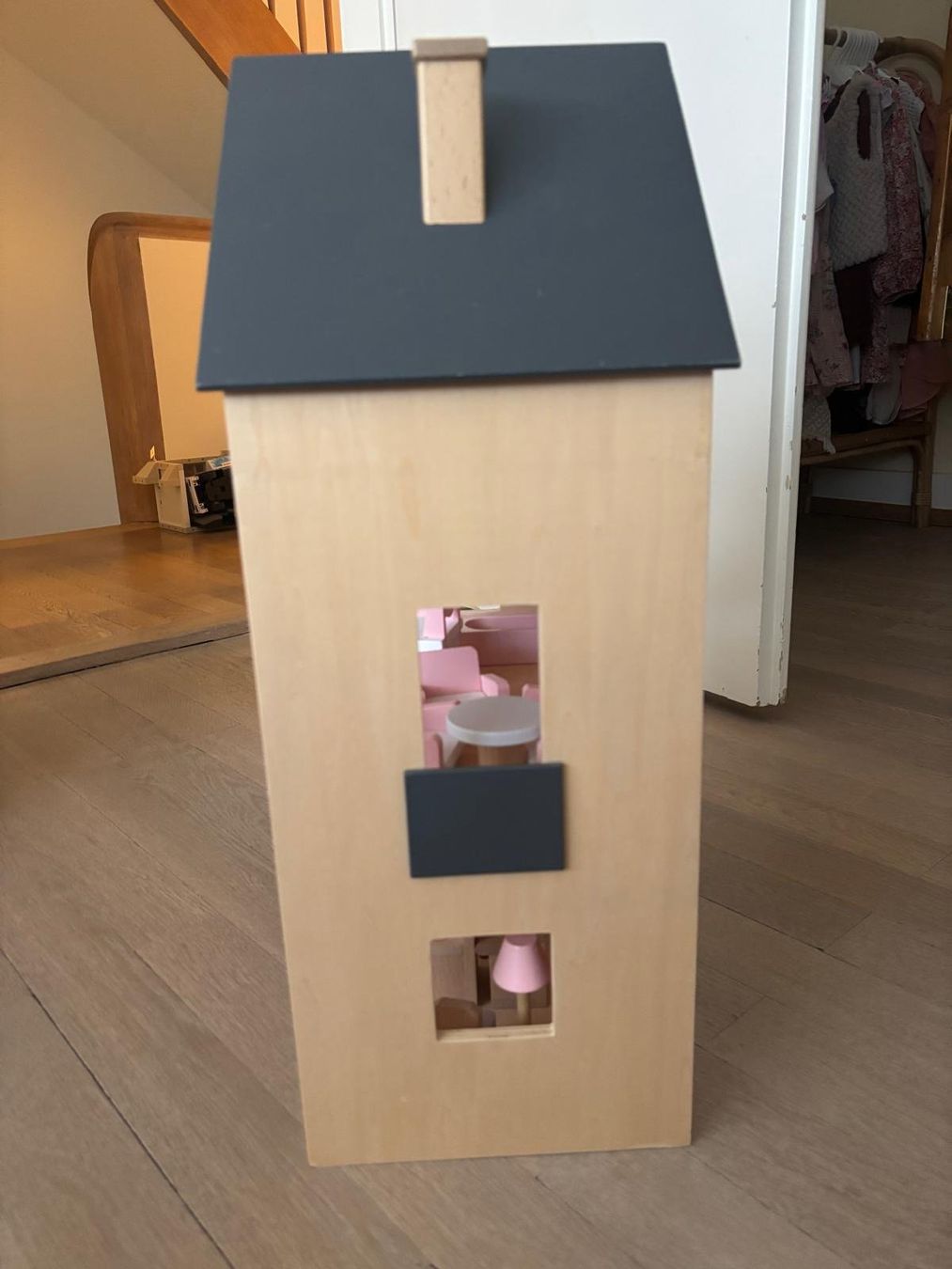 Puppenhäuser & -möbel: Sebra Puppenhaus – Gebraucht aus Basel von Shawnee0 2