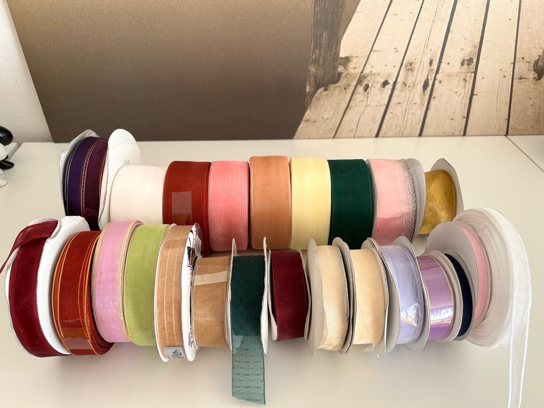 Nastri decorativi: Geschenkbänder / Ribbons - 4 meters in total for 1 Fr – Nuovo e nell'imballaggio originale da Basel venduto da lau_982w 2