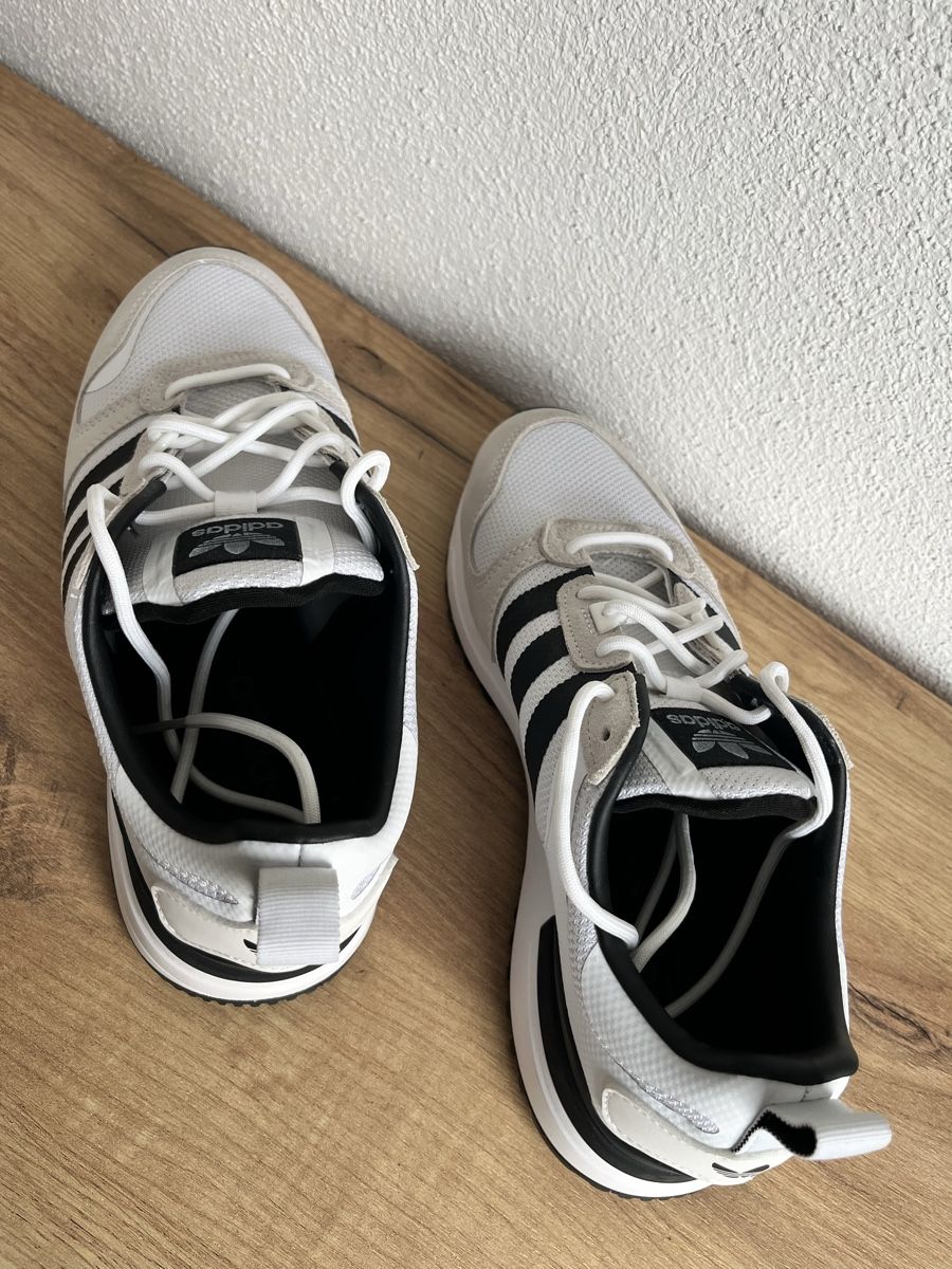 Scarpe da uomo: Adidas Sneakers Grösse 42 2/3 – Usato da Menznau venduto da MEGE88 2