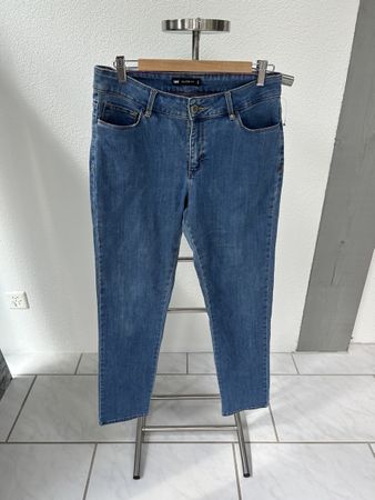 Lee Women's Denim Jeans - Classic Fit - Size 34 - Blue