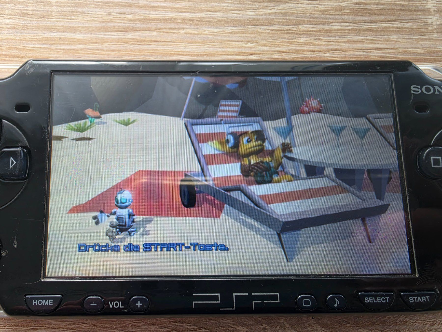 Sony Console: Sony PSP Playstation Portable 2000er Modell – Usato da Sempach venduto da Knuckles17 1