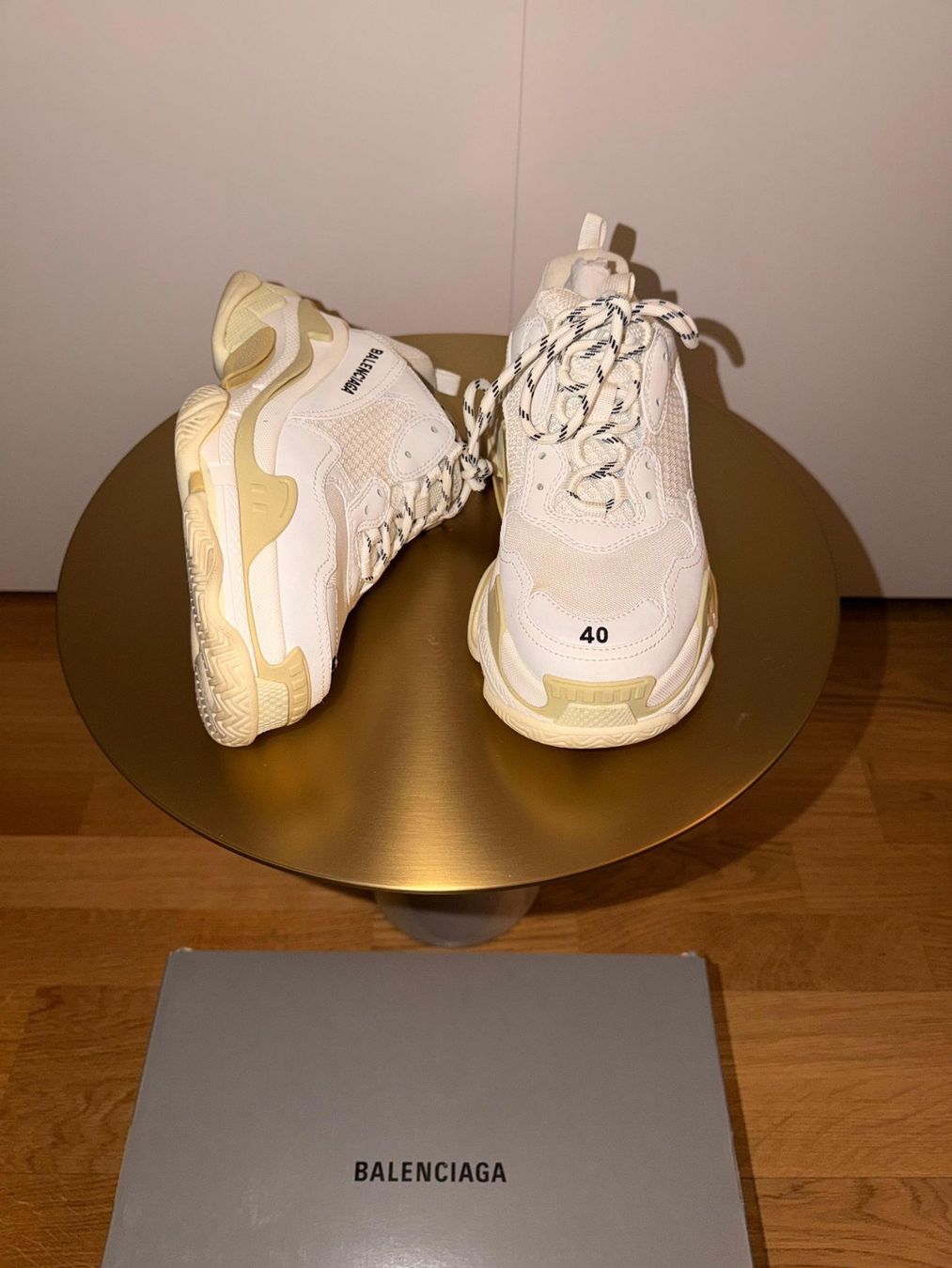 Balenciaga Scarpe da donna: Balenciaga Triple S "Beige/Cream" – Usato da Langnau i. E. venduto da dis_tc9q