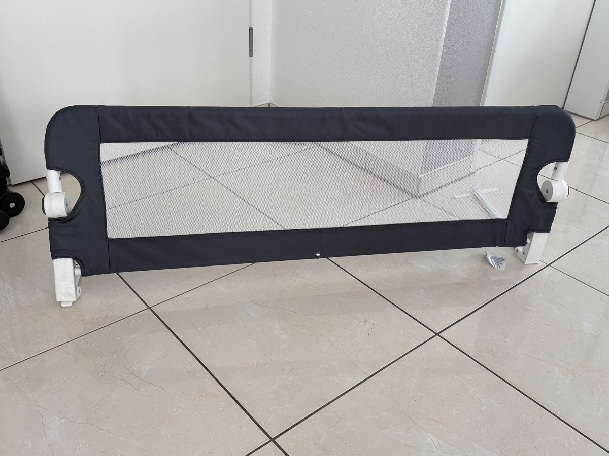 Box & Barriere di sicurezza: Kinderbett-Schutzgitter / Rausfallschutz – Usato da Mosen venduto da PaddingtonBear