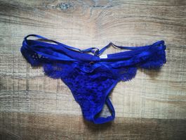 Sexy Tanga aus Spitze, blau,  Gr. S/M